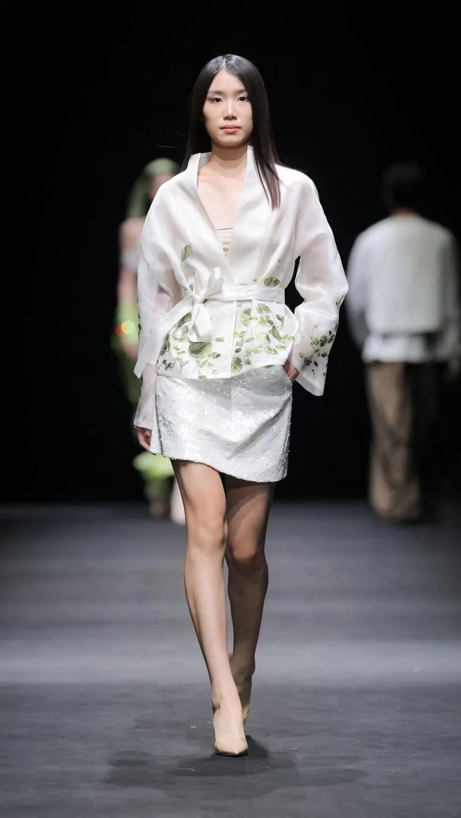 中國(guó)國(guó)際時(shí)裝周 飾品的藝術(shù)與創(chuàng)新