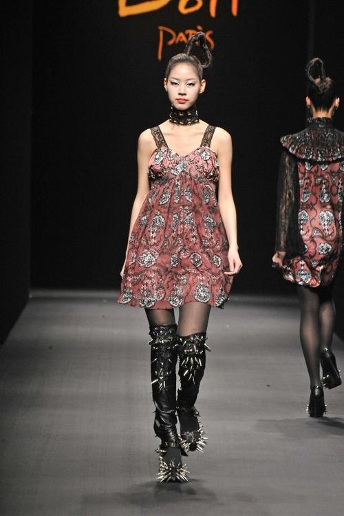 2011/12秋冬Doii Paris首爾時(shí)裝發(fā)布會(huì) 飾品的藝術(shù)與革新